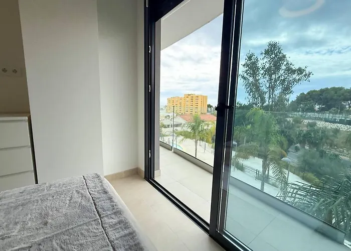 Torremar Luxe: Upscale 2bed By The