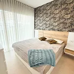 شقة Torremar Luxe: Upscale 2bed By The توريمولينوس