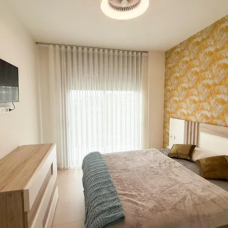 Torremar Luxe- Upscale 2bed By The