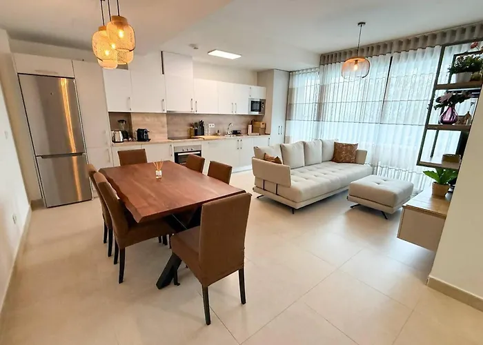 Torremar Luxe: Upscale 2bed By The * Τορρεμολίνος