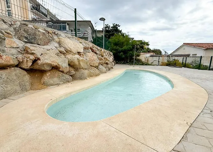 Torremar Luxe: Upscale 2bed By The