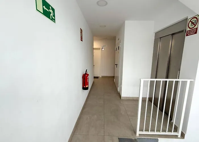 Torremar Luxe: Upscale 2bed By The